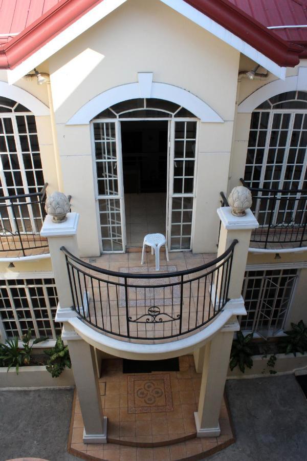Mang Ben Dormitory Quezon City Extérieur photo